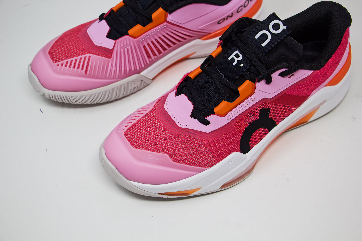 On THE ROGER Pro Fire Mens Tennis Shoe