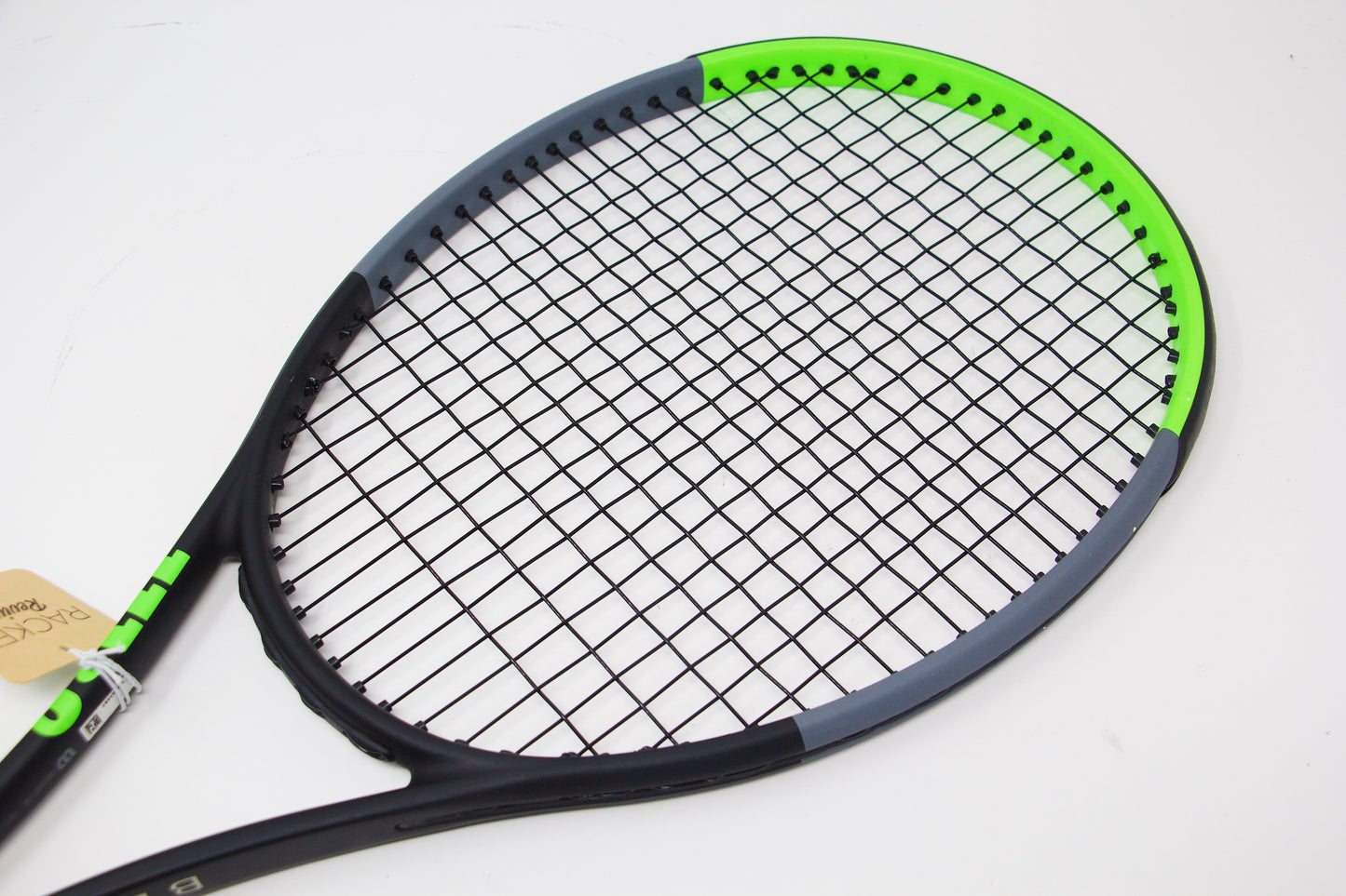 Wilson Blade 98 v7 (18x20) Refurbished Tennis Racket