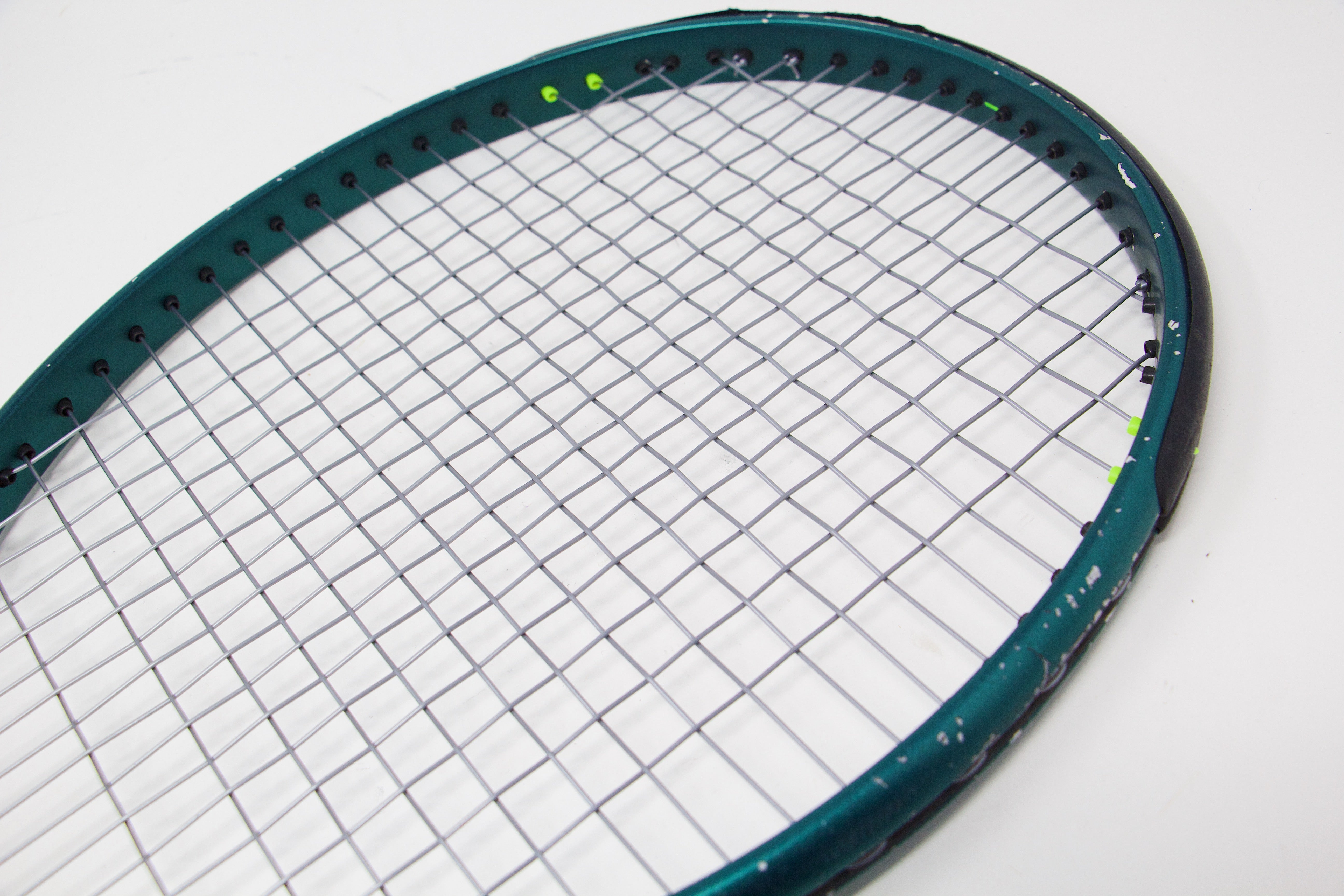 Wilson Blade 100 V9 (2024) Refurbished Tennis Racket