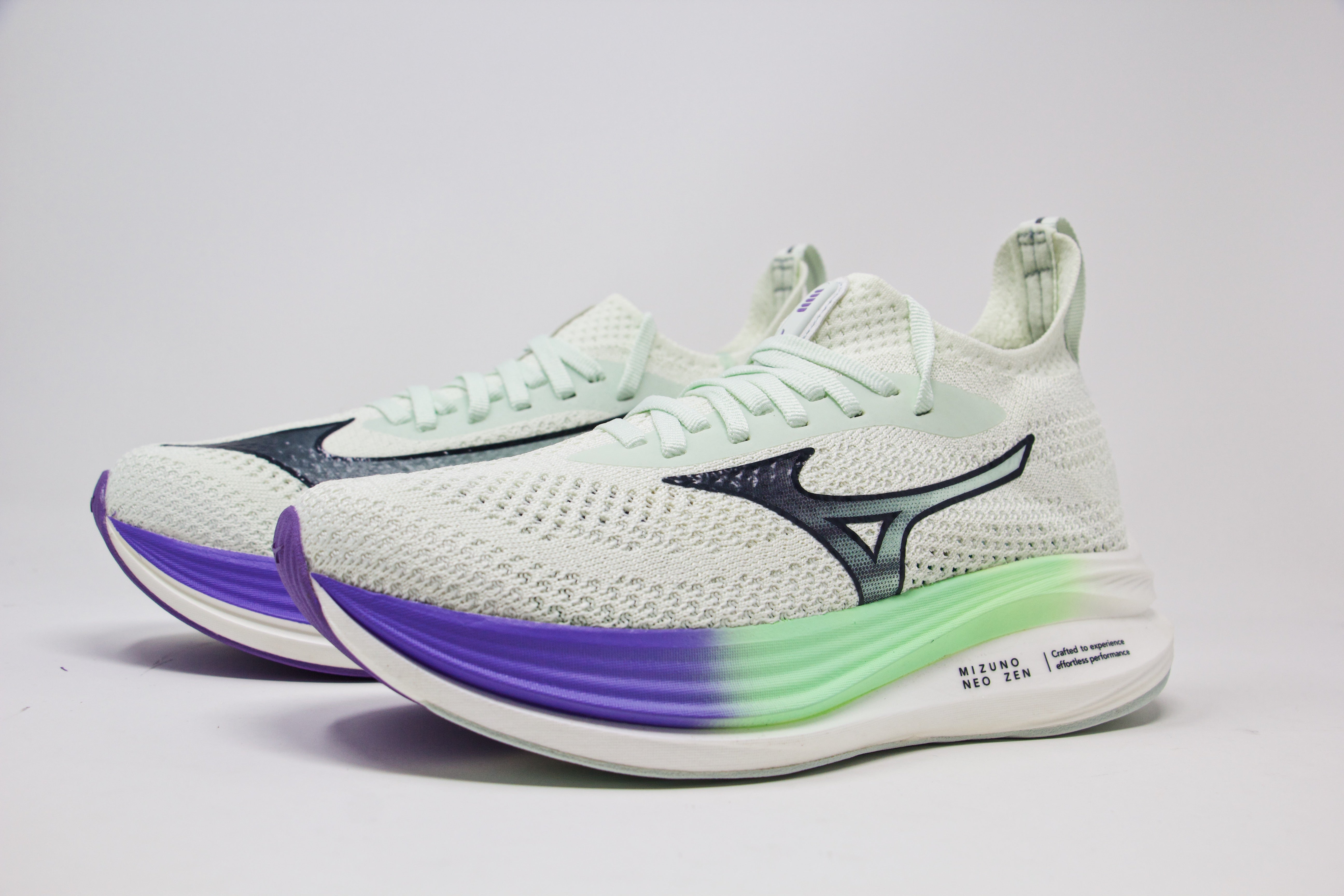 Mizuno Wave Neo Zen Womens Running Shoe