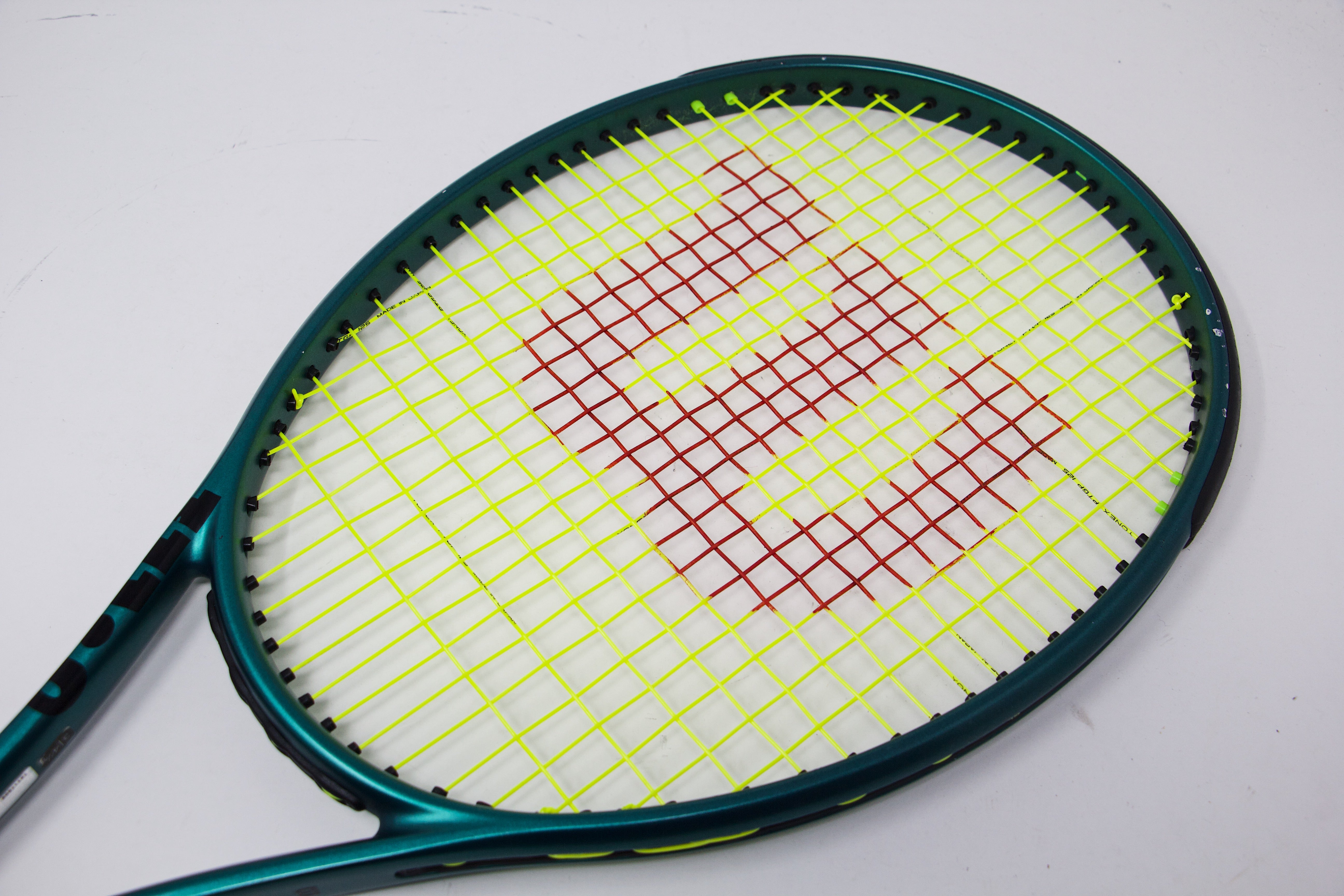 Wilson Blade 98 V9 18x20 (2024) Refurbished Tennis Racket