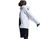 On 7" Core Mens Running Shorts