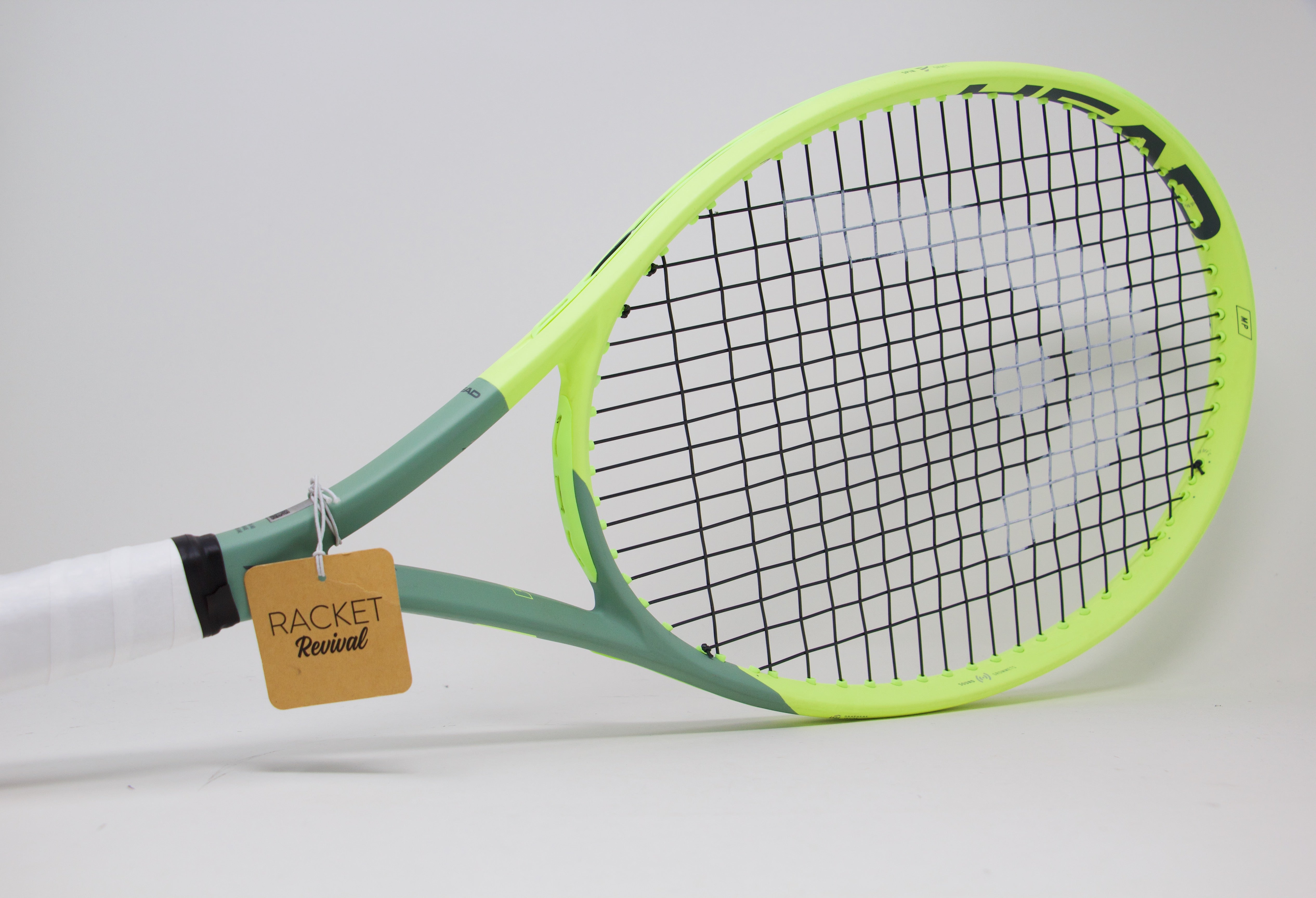 Head Extreme MP (2022) Refurbished Tennis Racket