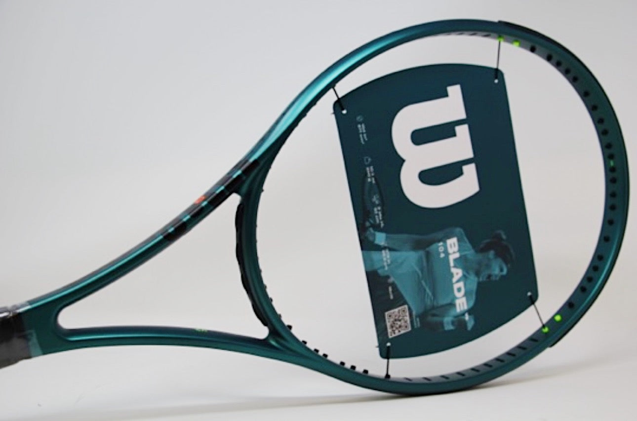Wilson Blade 104 v9 (2024) Tennis Racket