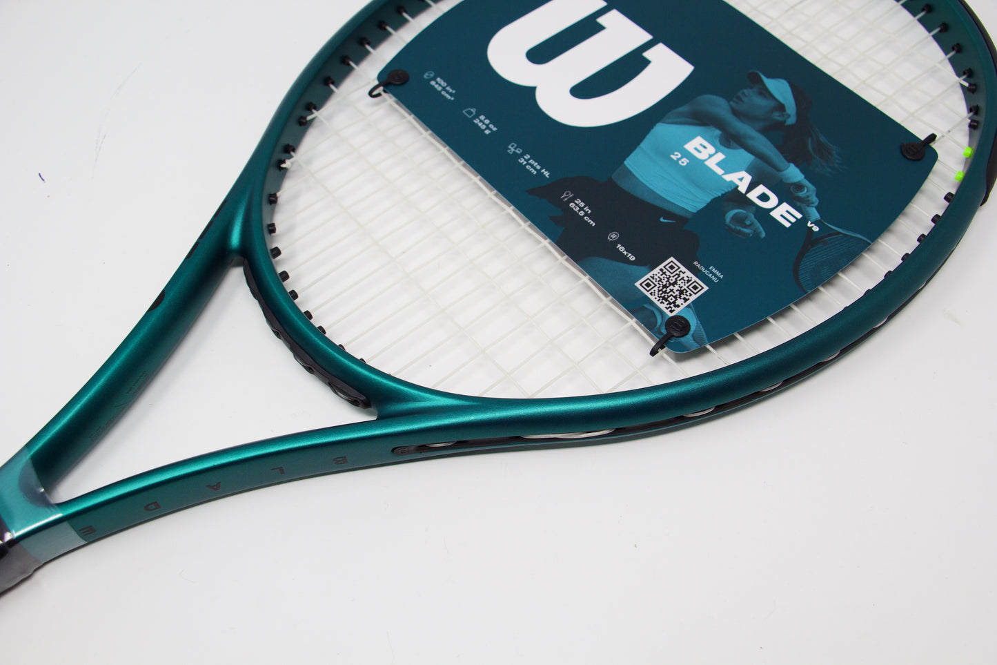 Wilson Blade 26 v9 (2024) Junior Tennis Racket