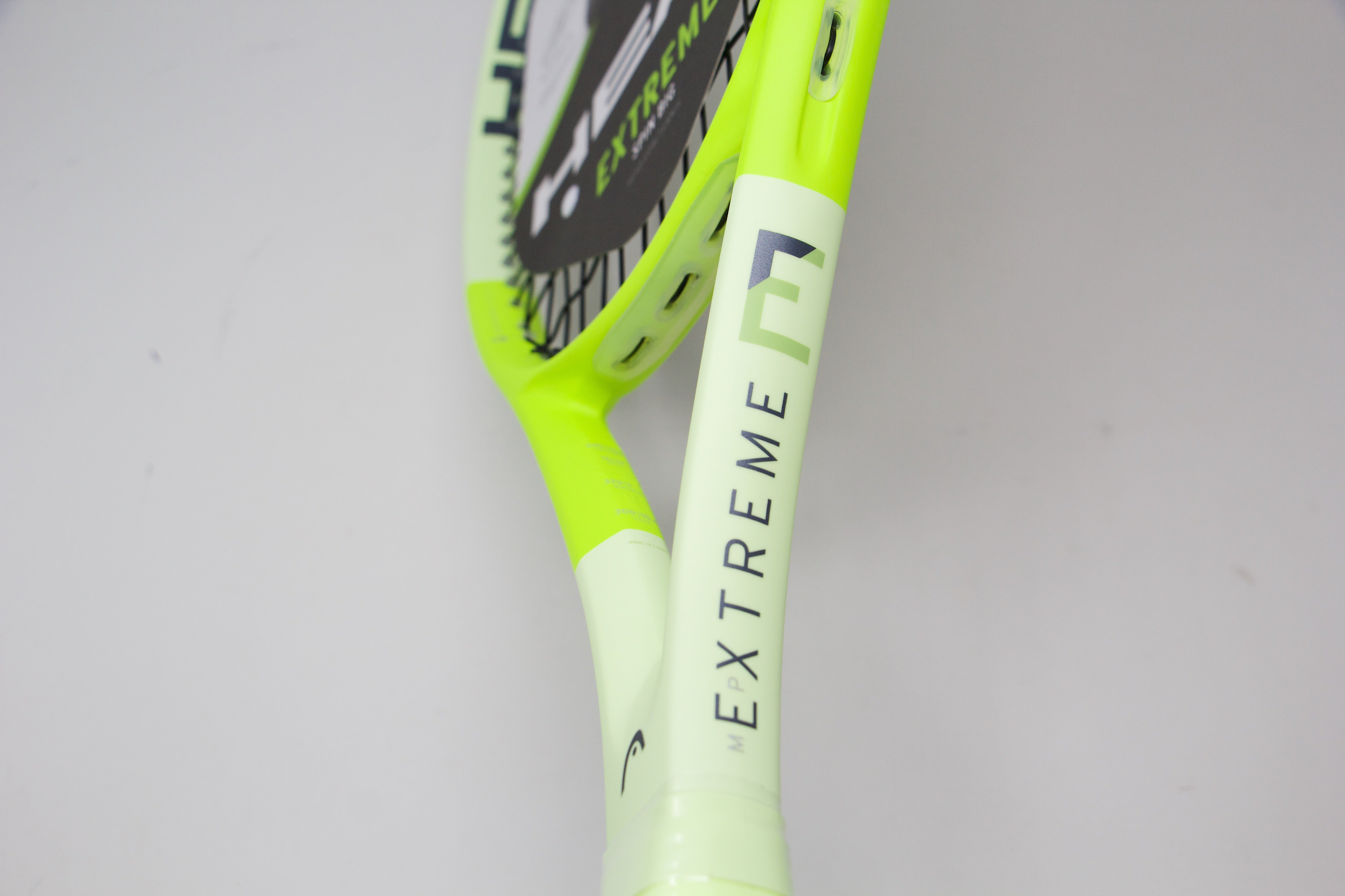 Head Extreme MP (2024) Tennis Racket