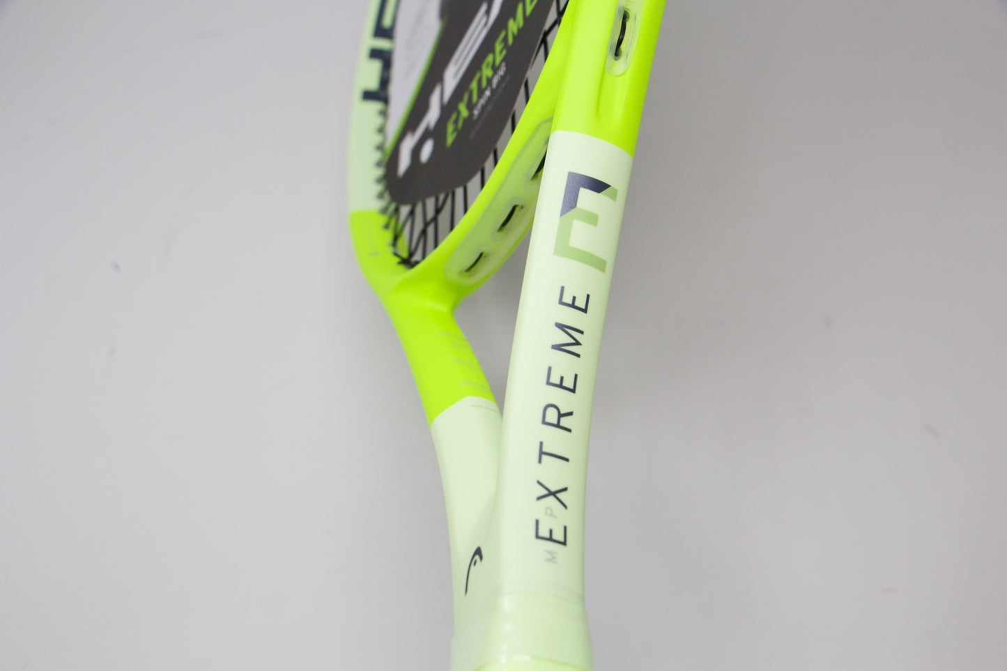 Head Extreme MP (2024) Tennis Racket