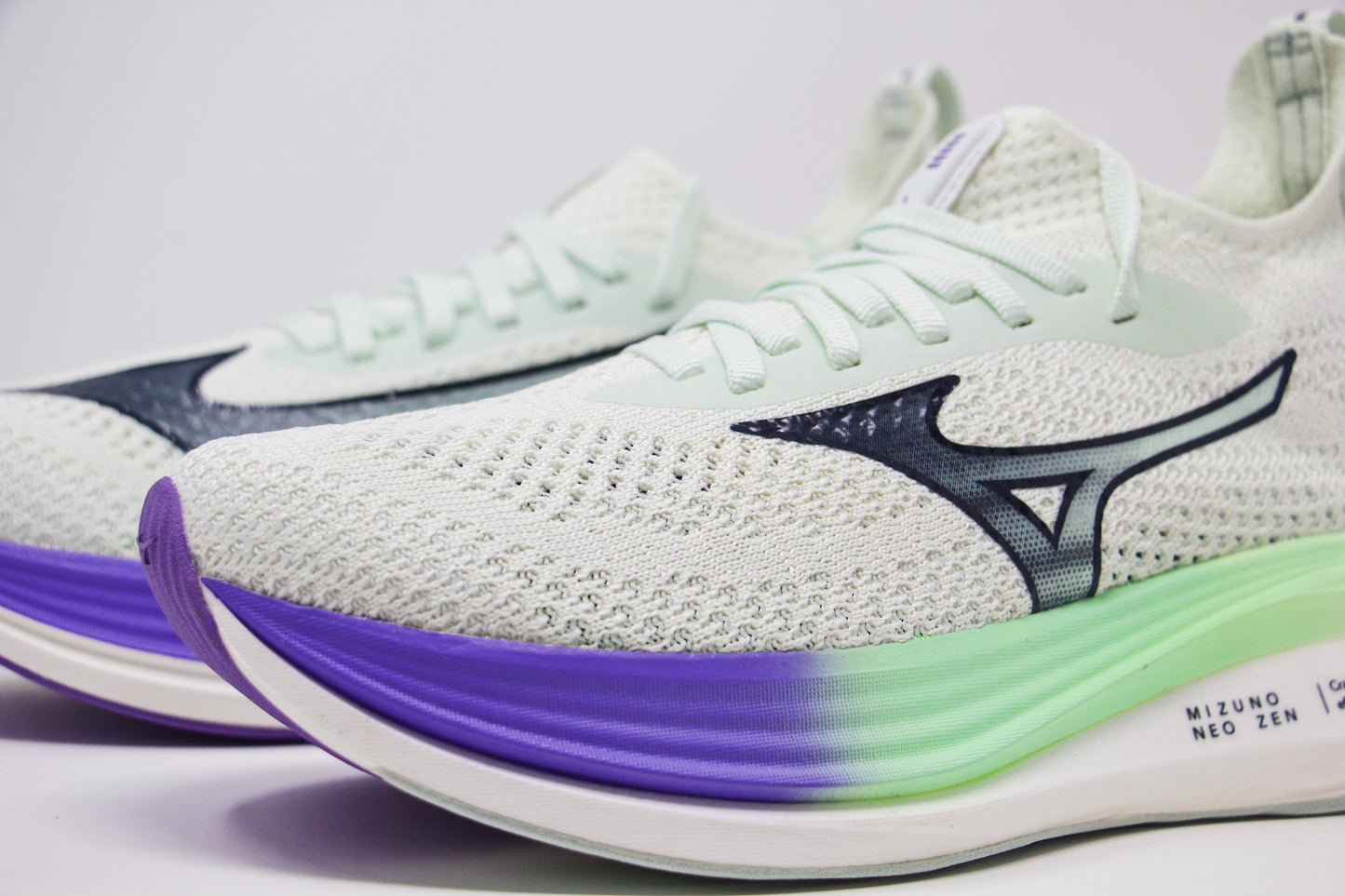 Mizuno Wave Neo Zen Womens Running Shoe
