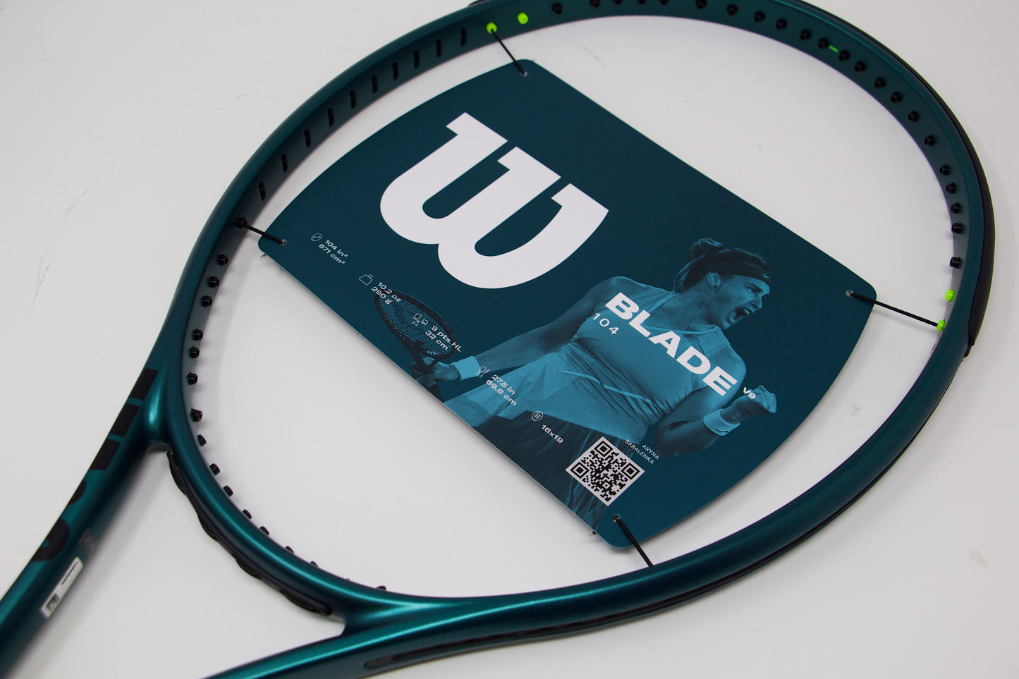 Wilson Blade 104 v9 (2024) Tennis Racket