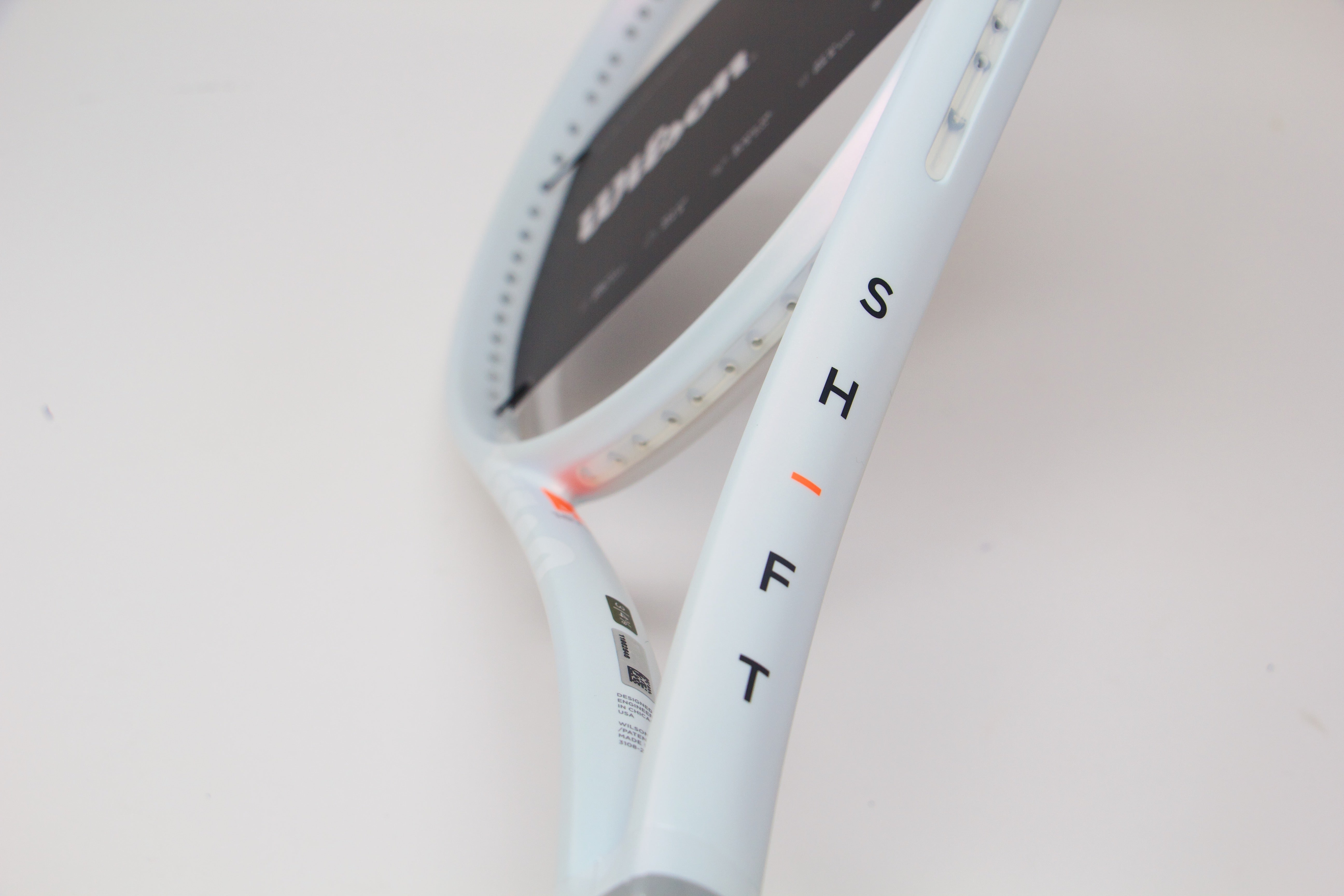 Wilson Shift 99 Pro V1 Tennis Racket