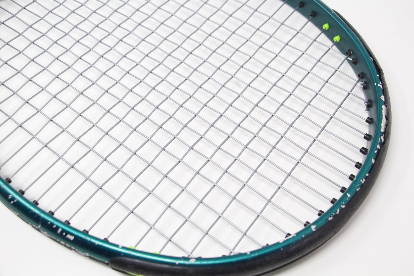 Wilson Blade 100 V9 (2024) Refurbished Tennis Racket