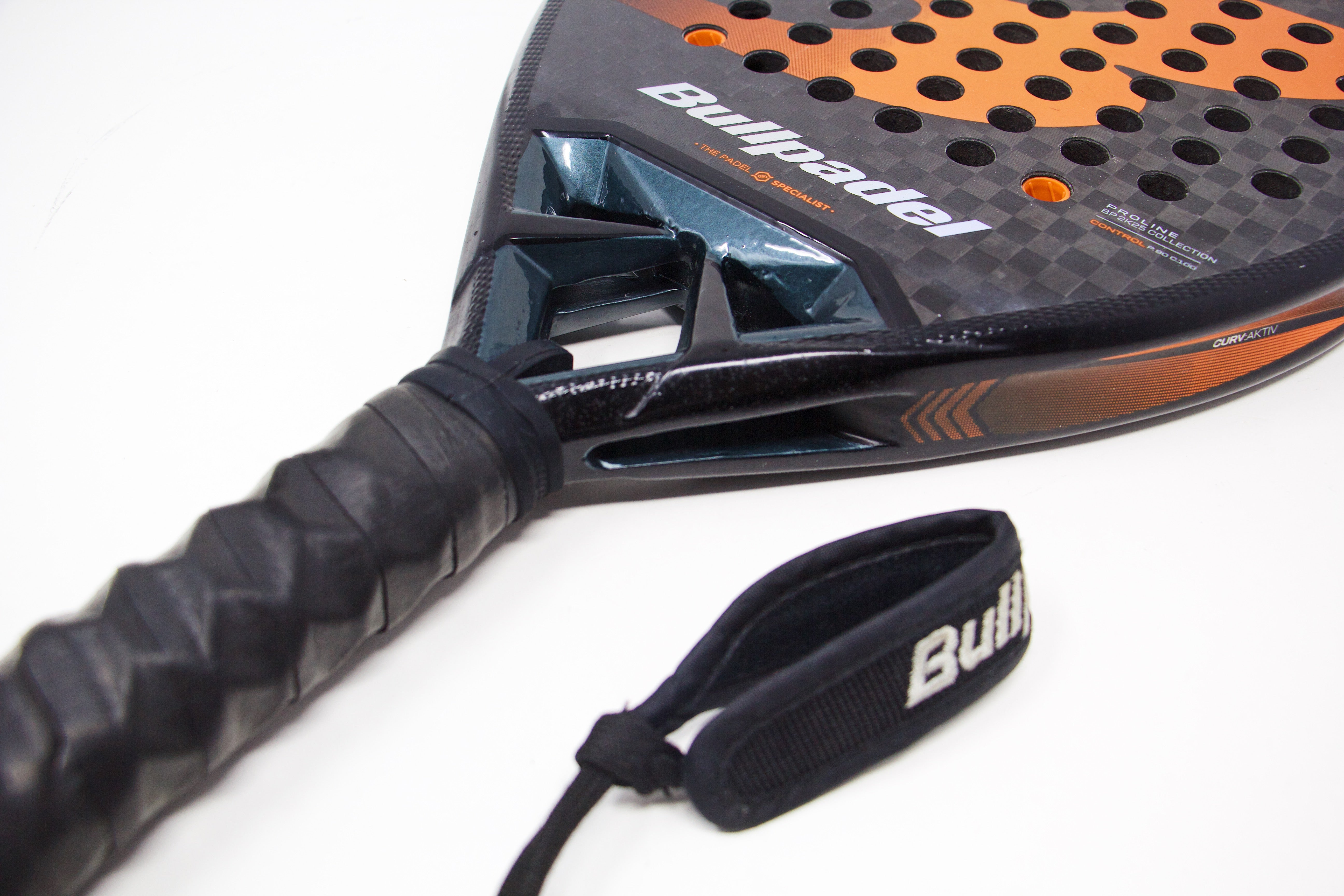 Bullpadel Vertex 04 Hybrid (2025) Refurbished Padel Racket
