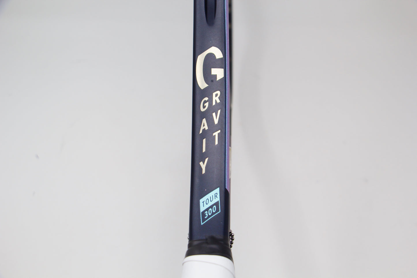 Head Gravity Tour Auxetic (2023) Version Refurbished Tennis Racket