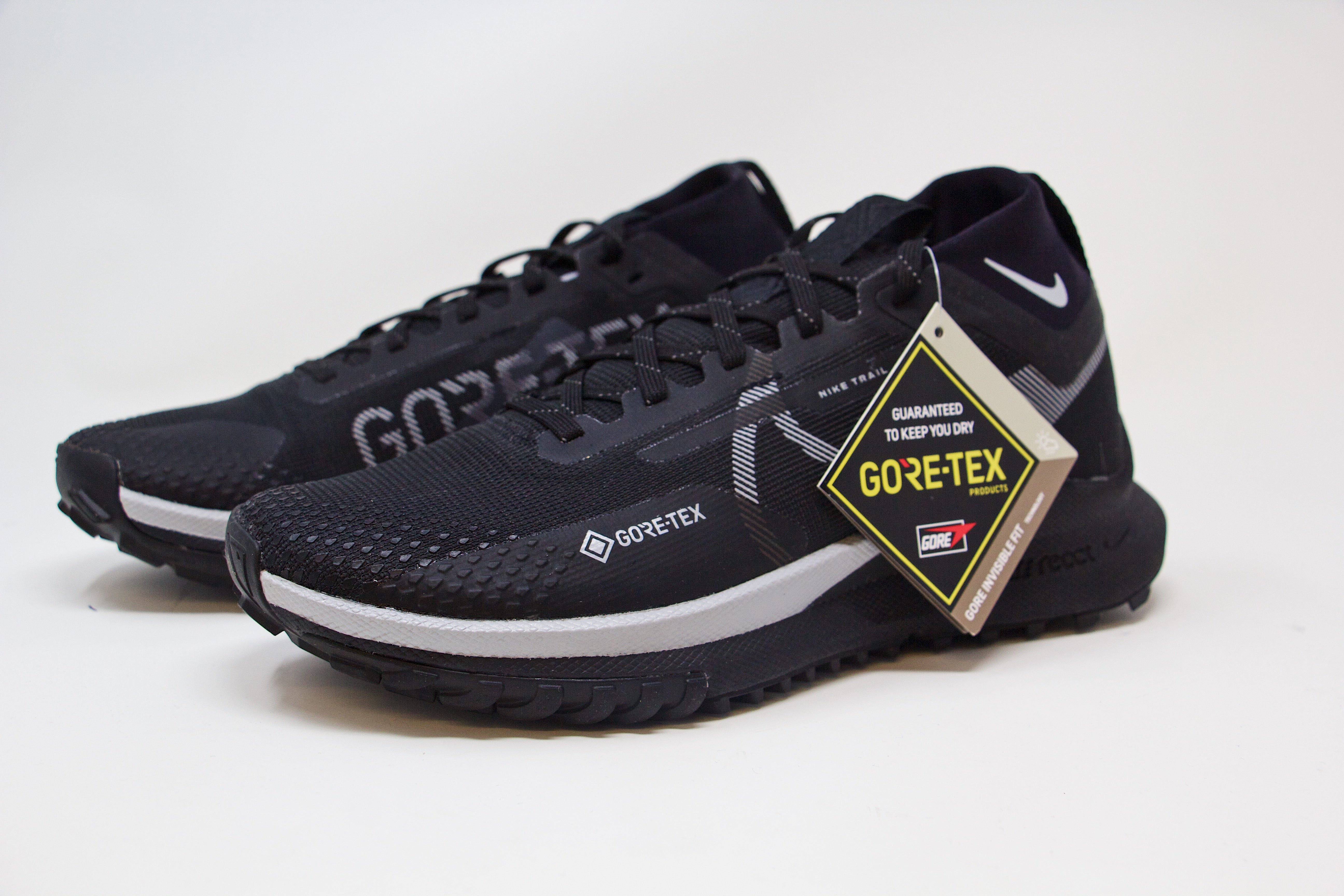 Nike Pegasus Trail 4 GORE-TEX Mens Waterproof Trail Running Shoes