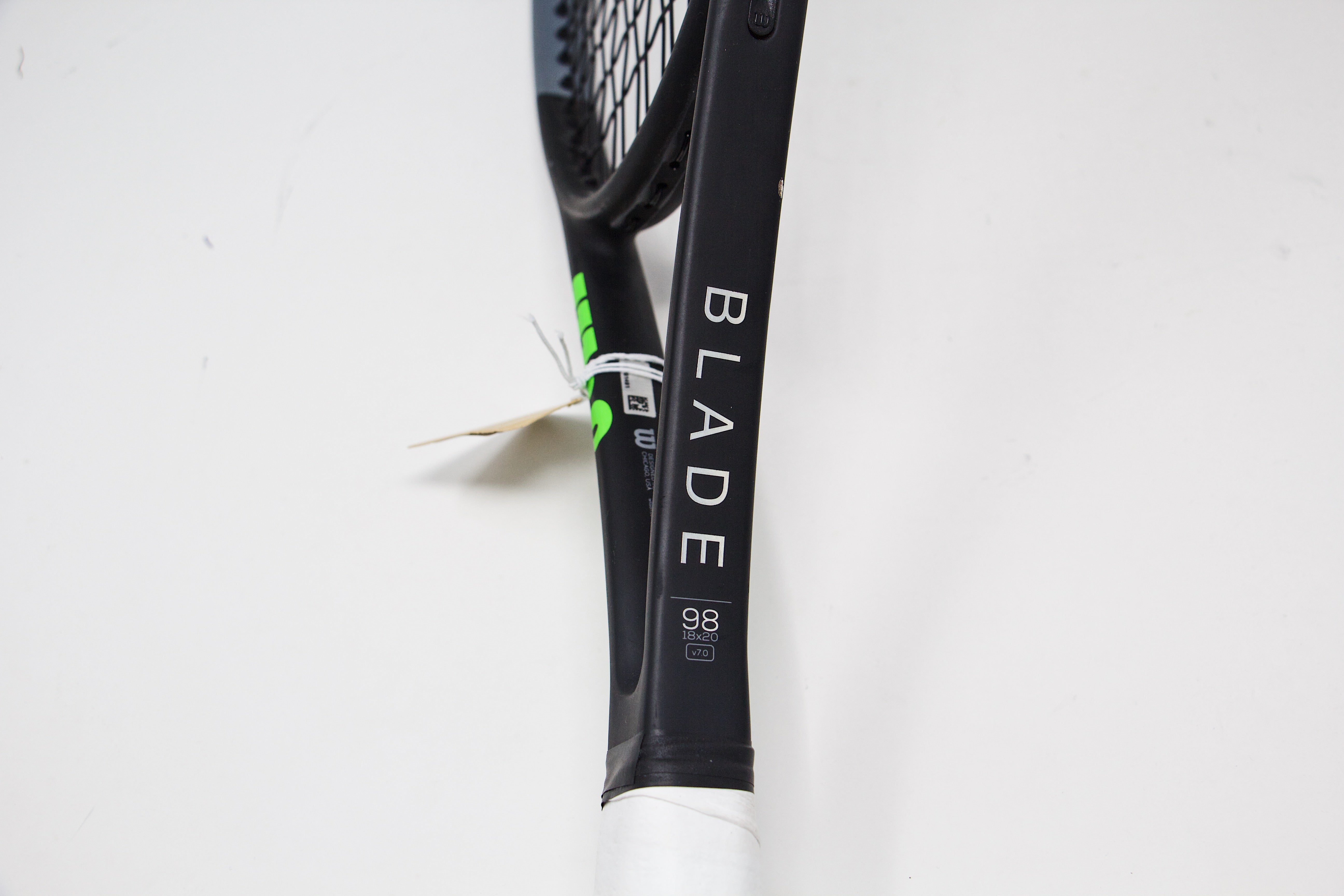Wilson Blade 98 v7 (18x20) Refurbished Tennis Racket