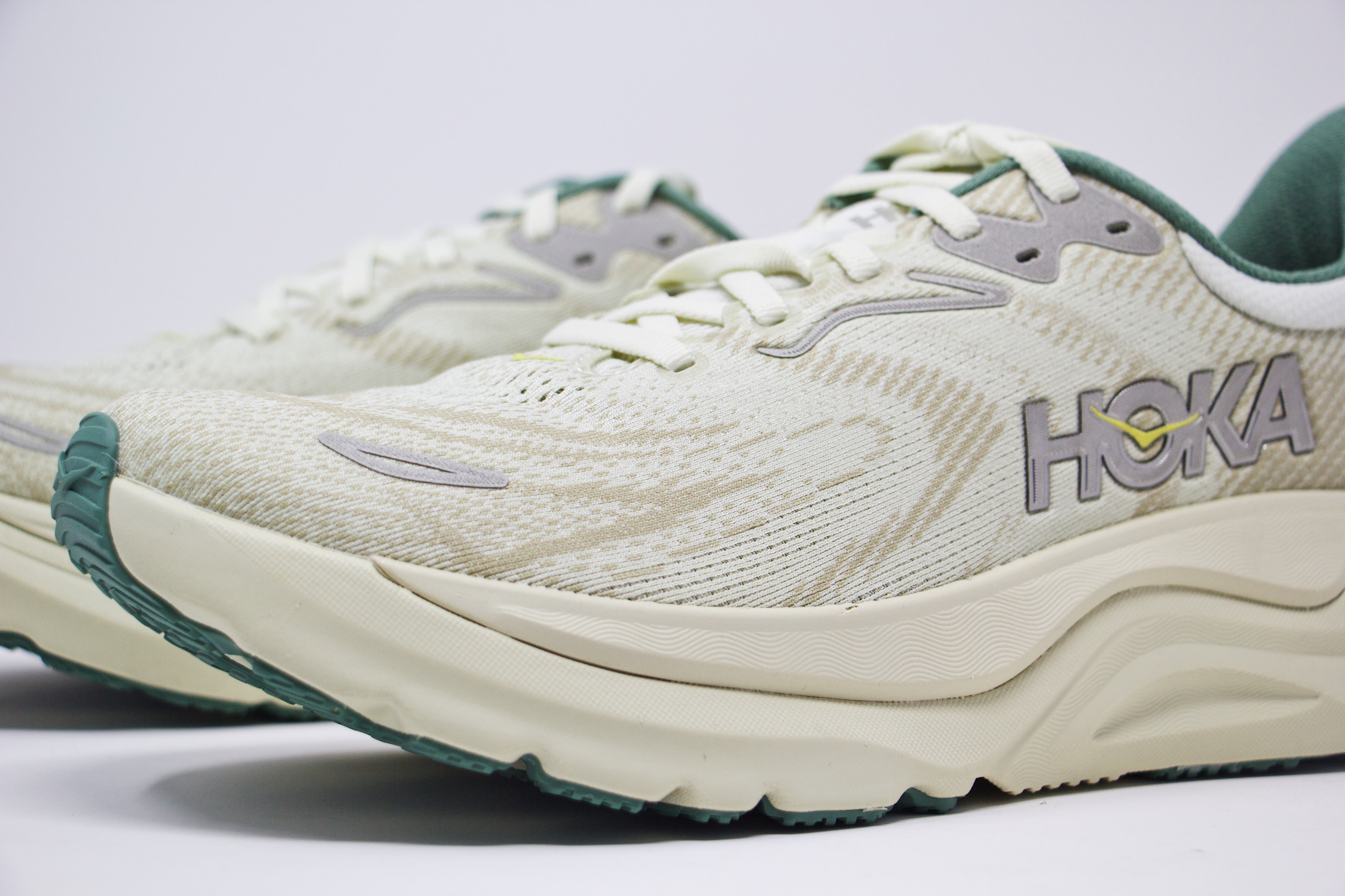 Hoka Arahi 8 Mens Running Shoe