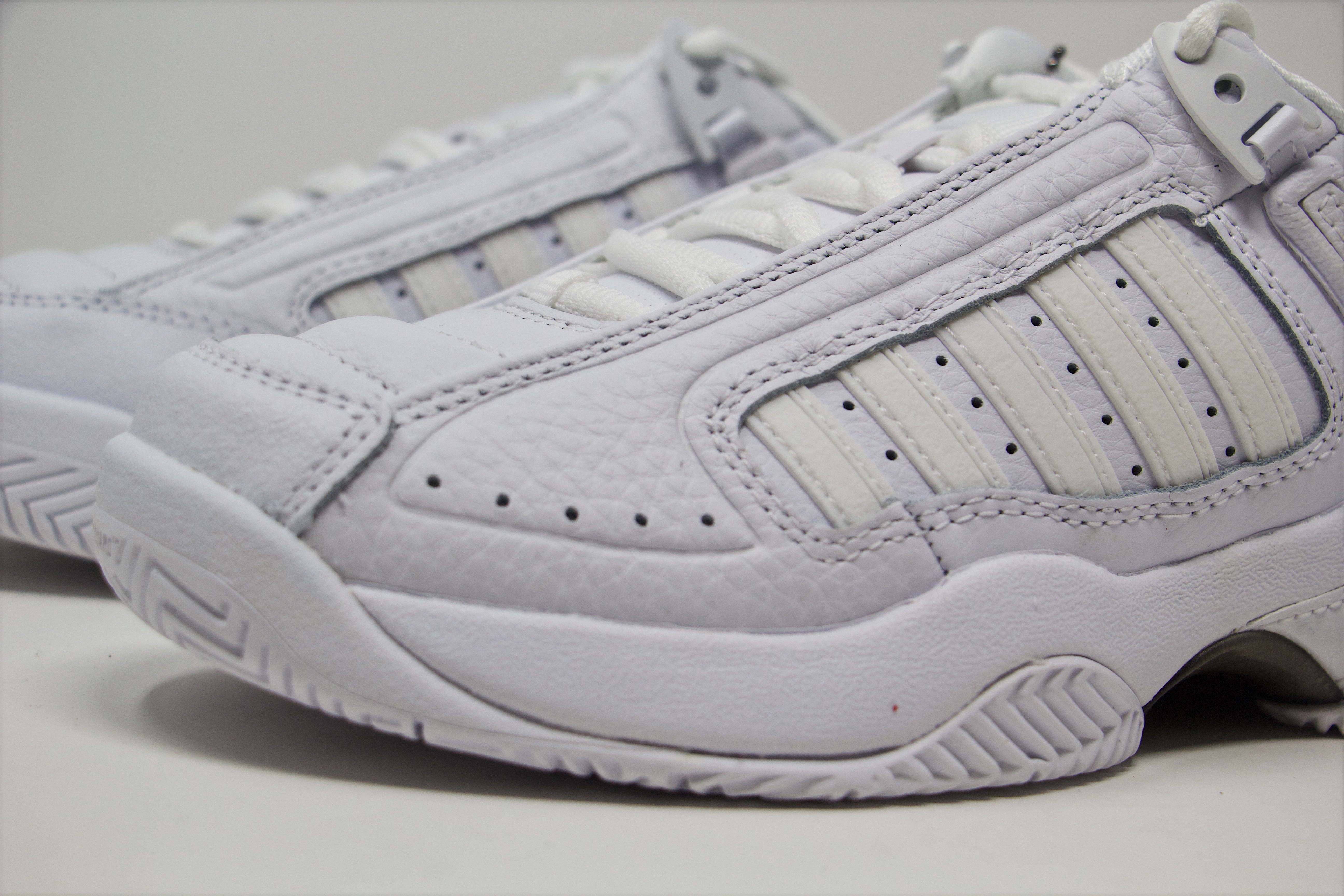 K Swiss Defier RS 7.0 Womens All Court Tennis Shoe