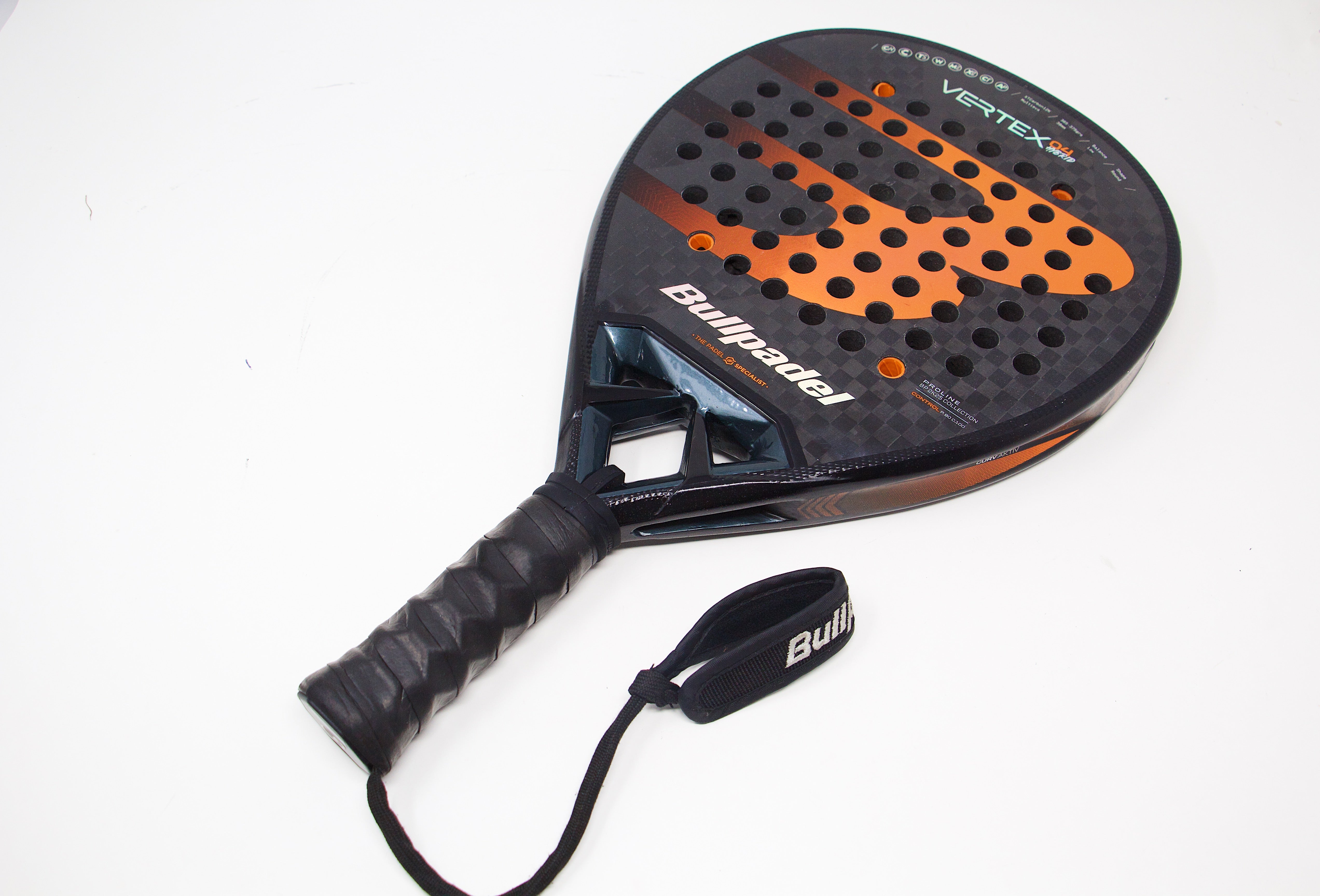 Bullpadel Vertex 04 Hybrid (2025) Refurbished Padel Racket
