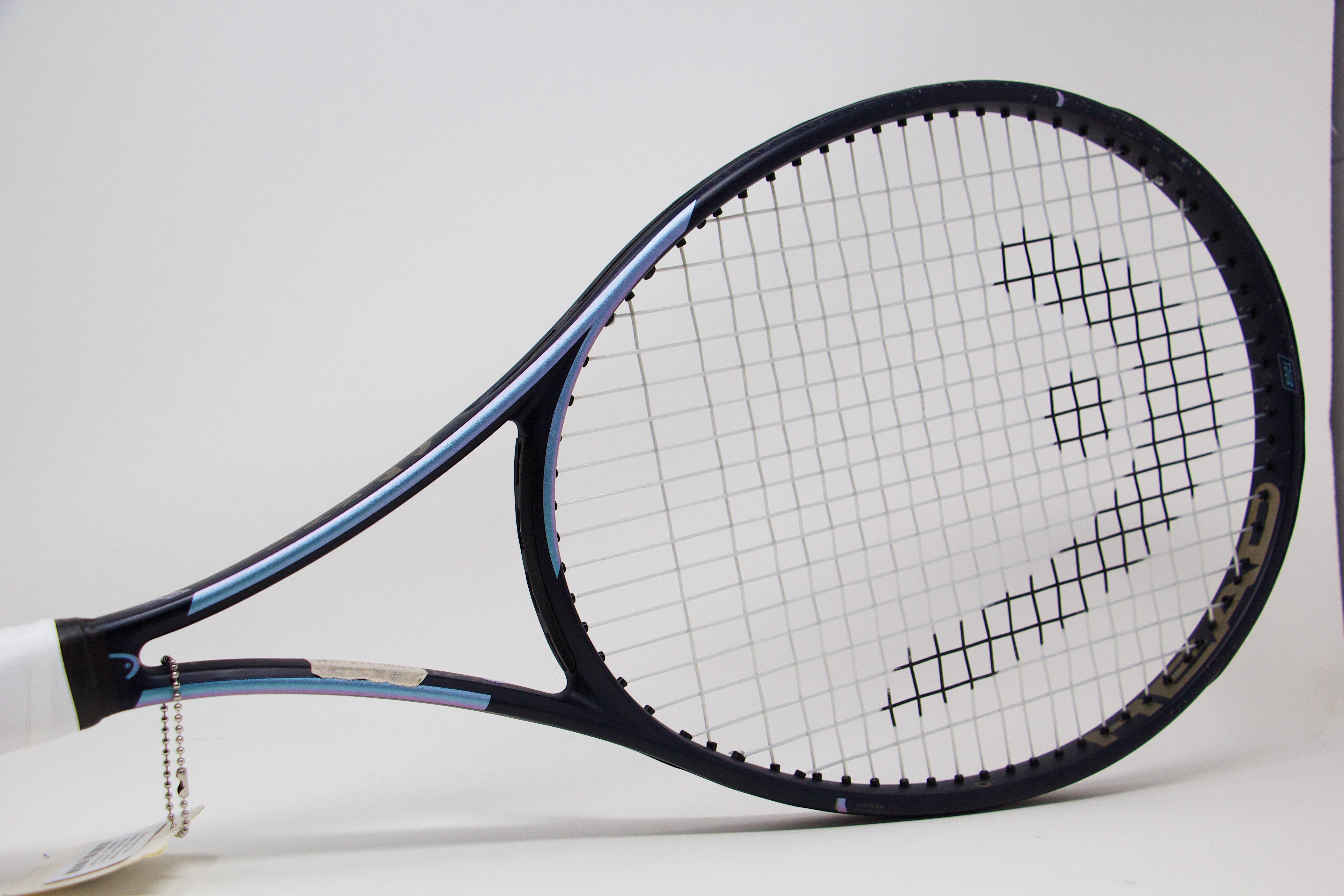 Head Gravity Tour Auxetic (2023) Version Refurbished Tennis Racket