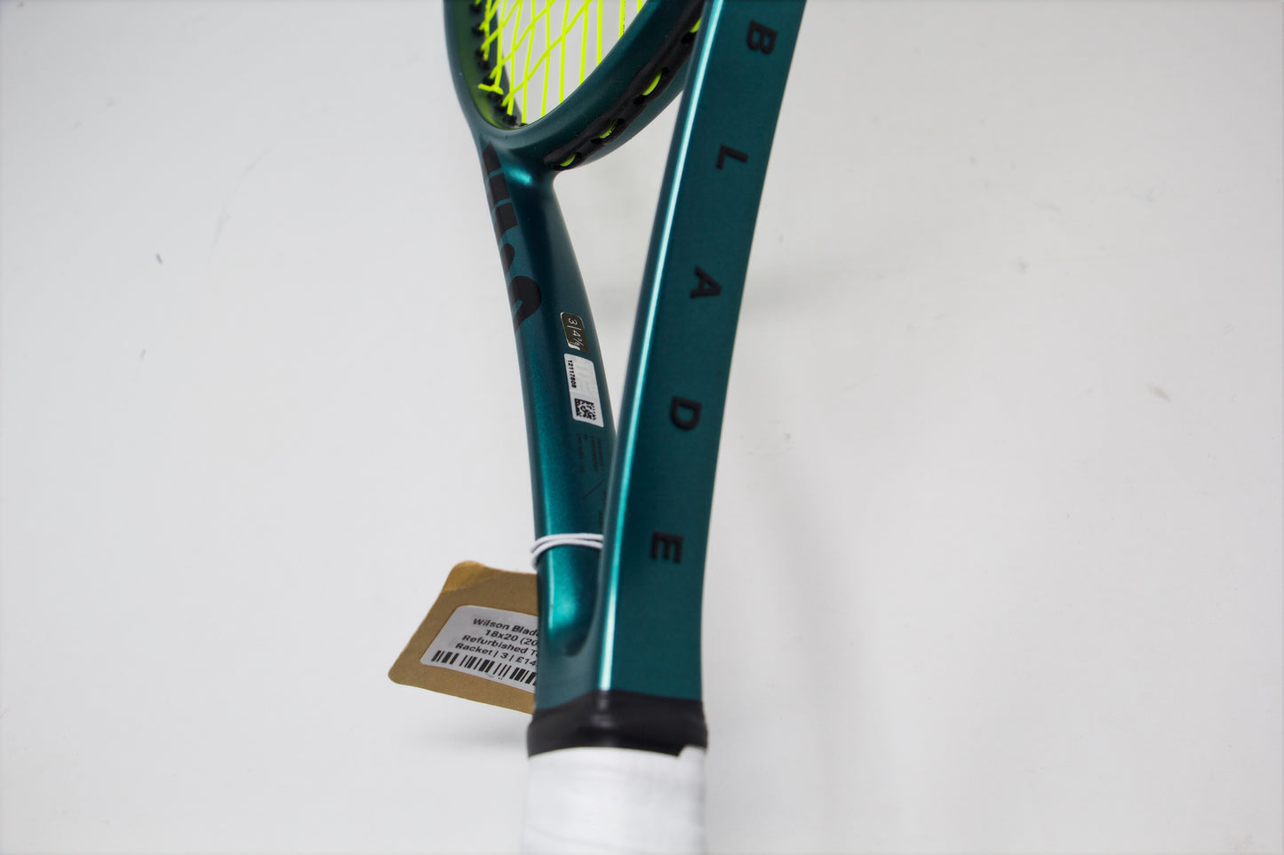 Wilson Blade 98 V9 18x20 (2024) Refurbished Tennis Racket