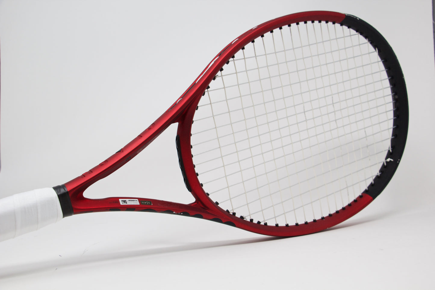 Wilson Clash 100 PRO v2 Refurbished Tennis Racket