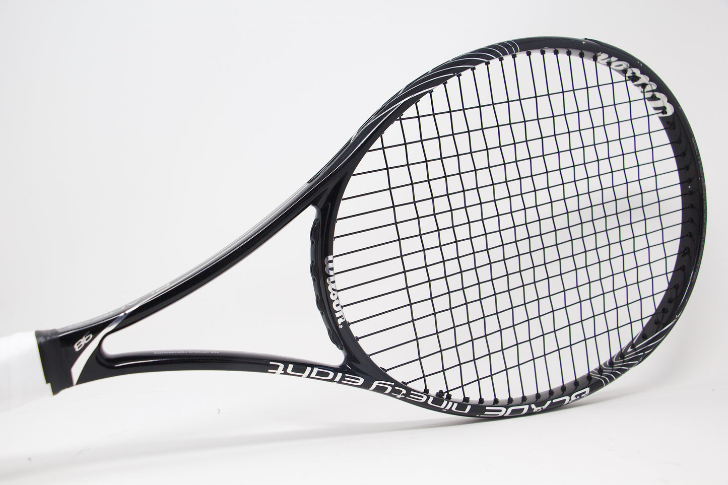 Wilson Blade 98 16x19 (2013) Refurbished Tennis Racket
