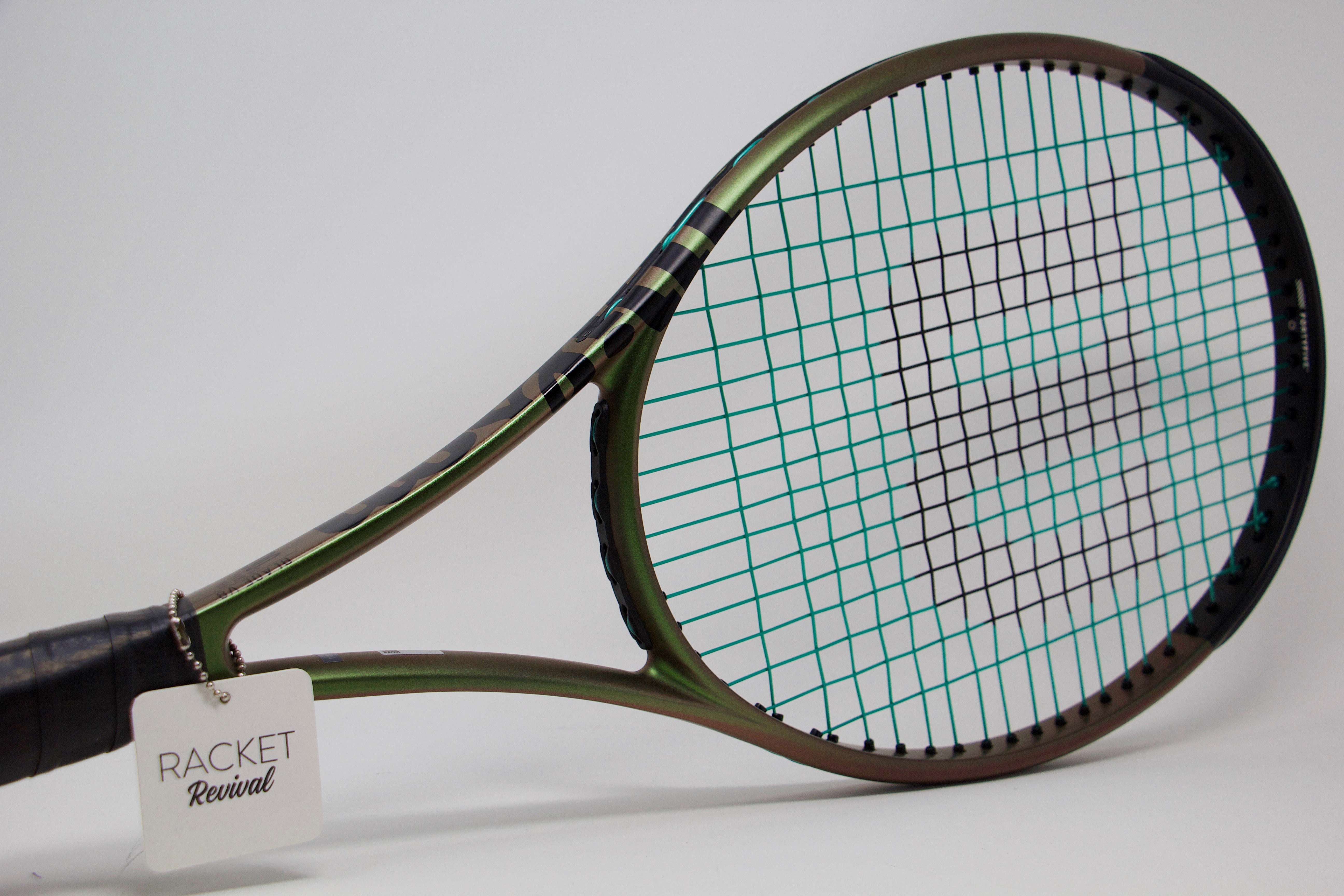 Wilson Blade 100UL V8 Refurbished Tennis Racket