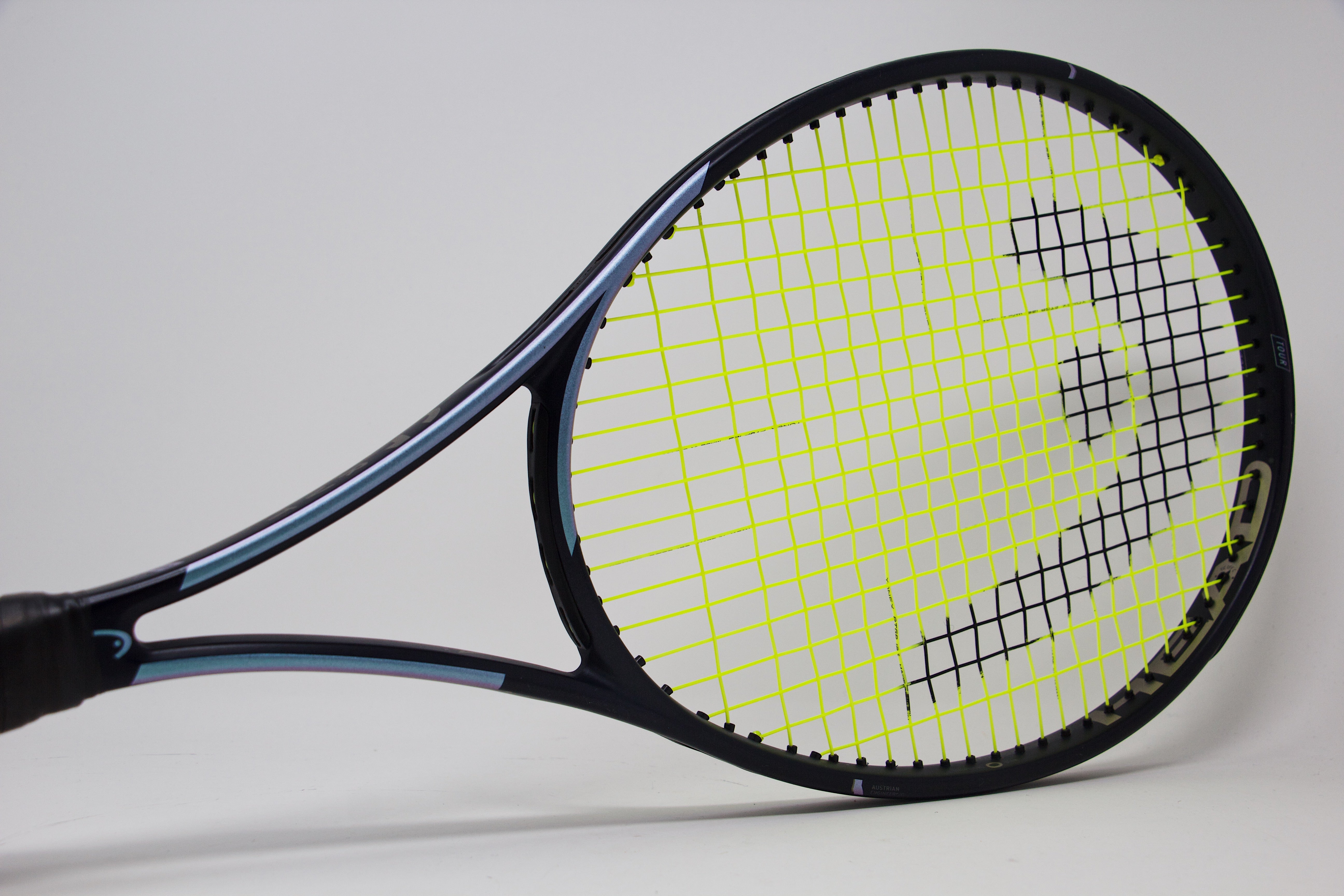 Head Gravity Tour Auxetic (2023) Version Refurbished Tennis Racket
