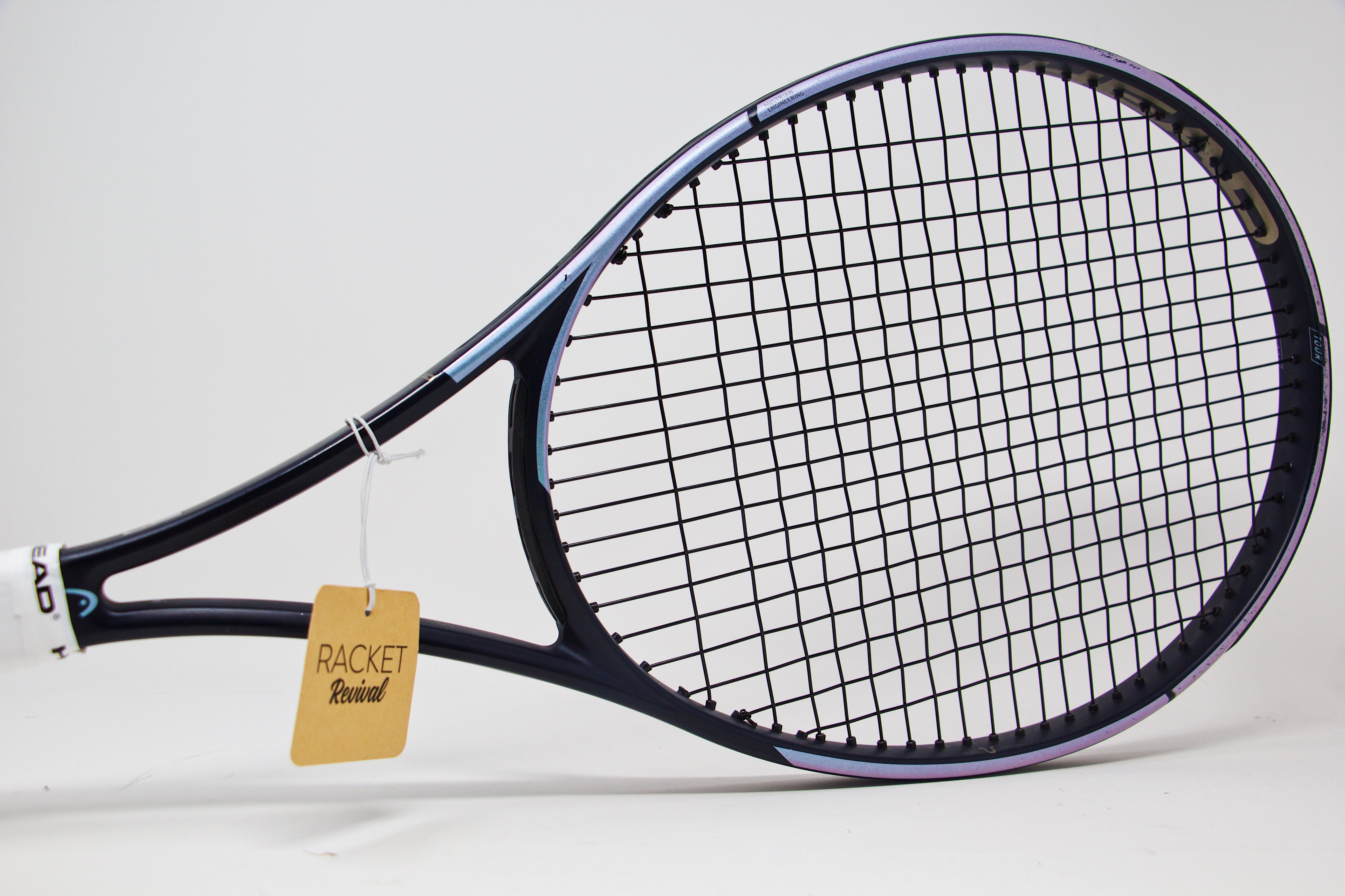 Head Gravity Tour Auxetic (2023) Version Refurbished Tennis Racket