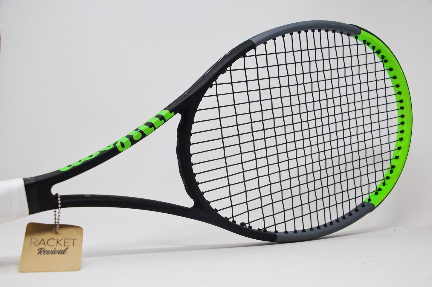 Wilson Blade 98 v7 (18x20) Refurbished Tennis Racket