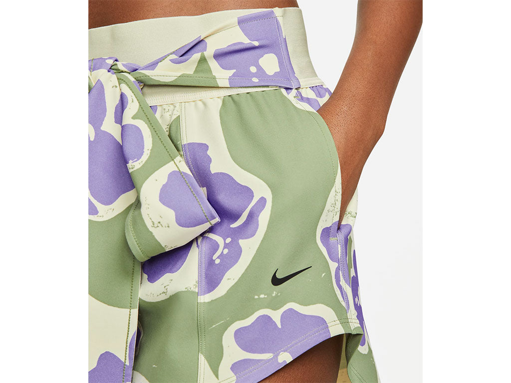 Nike best sale patterned shorts