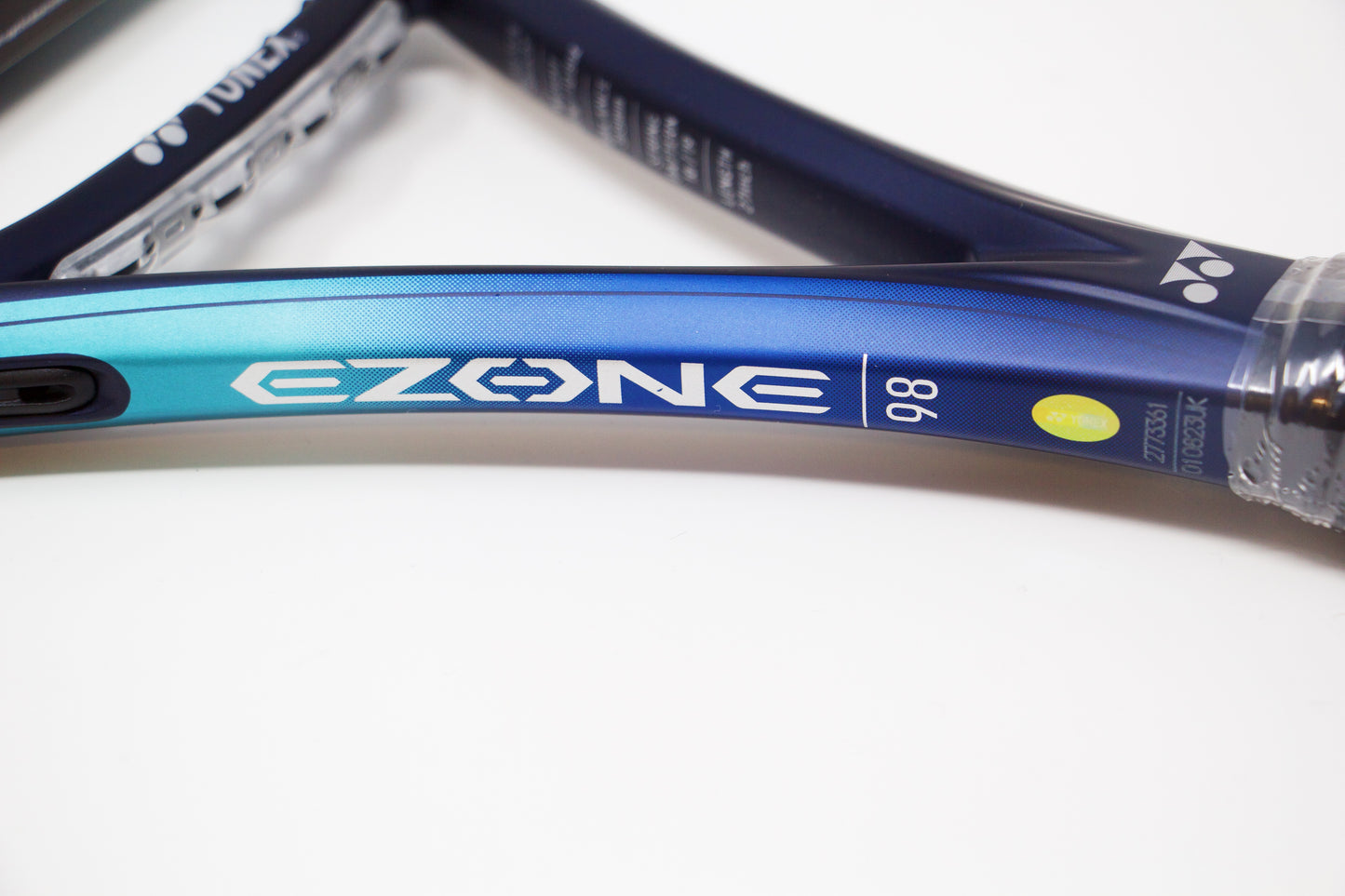 Yonex EZONE 98 2022 (305g) Tennis Racket